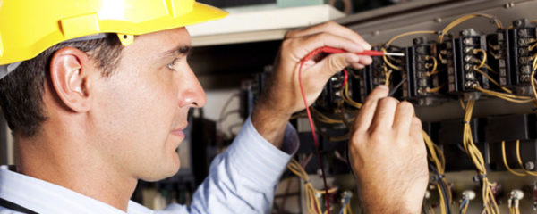 Travaux d'électricité